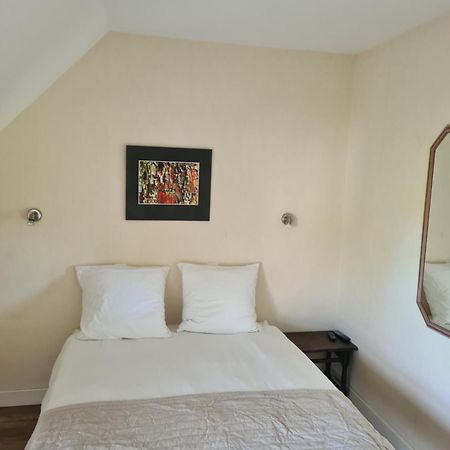 Hotel Saint Julien Aux Bois Екстериор снимка