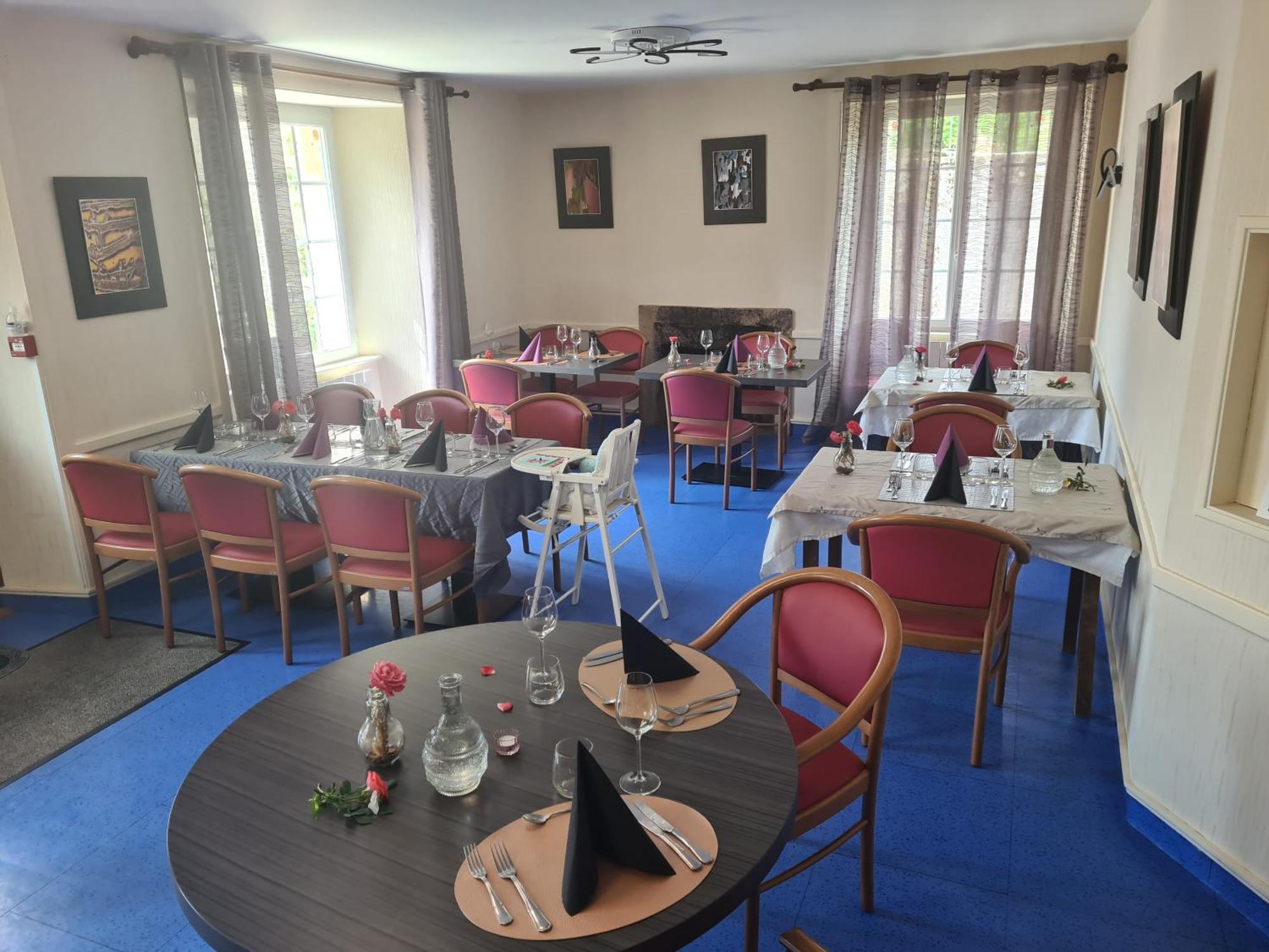 Hotel Saint Julien Aux Bois Екстериор снимка