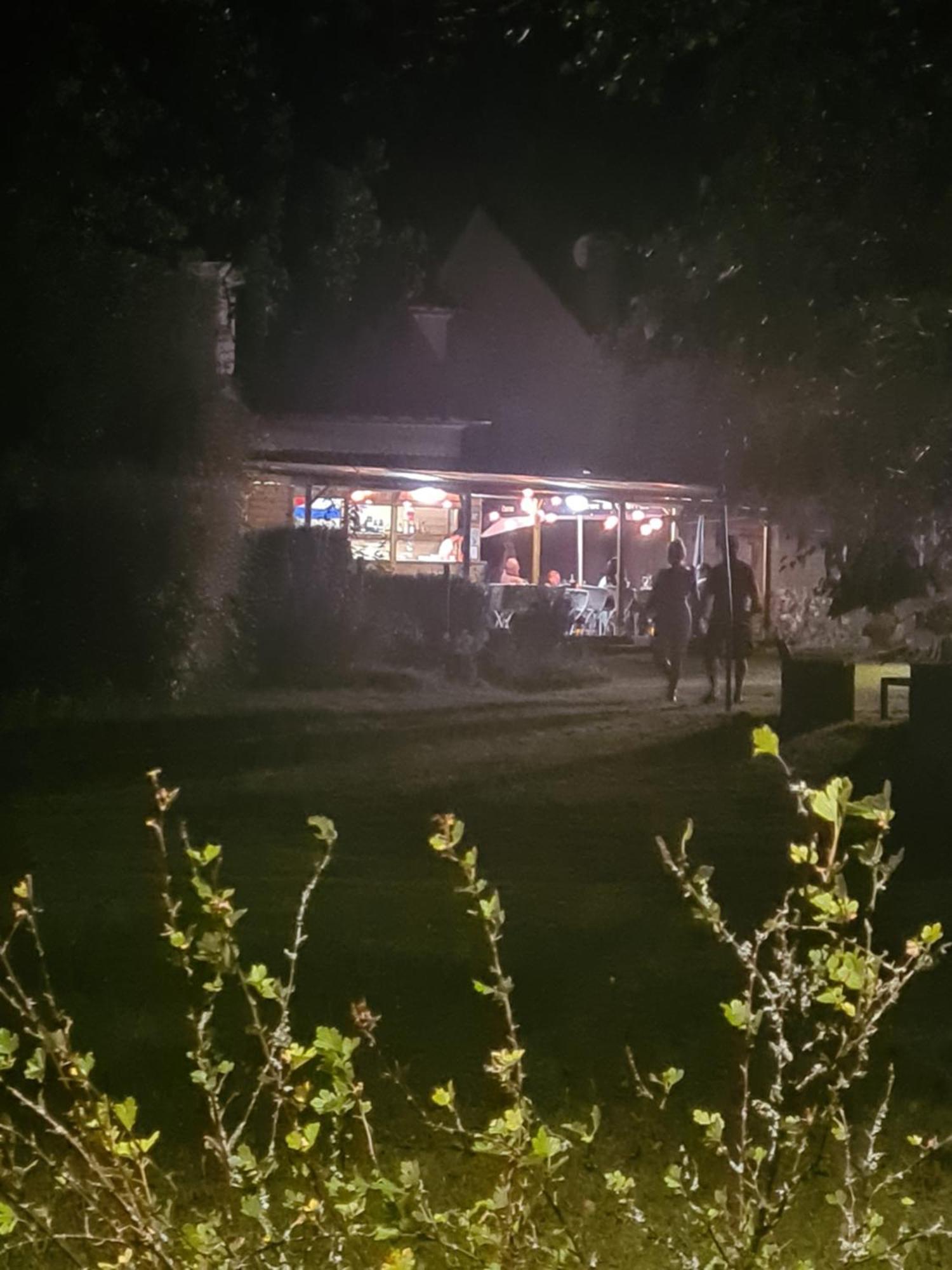 Hotel Saint Julien Aux Bois Екстериор снимка