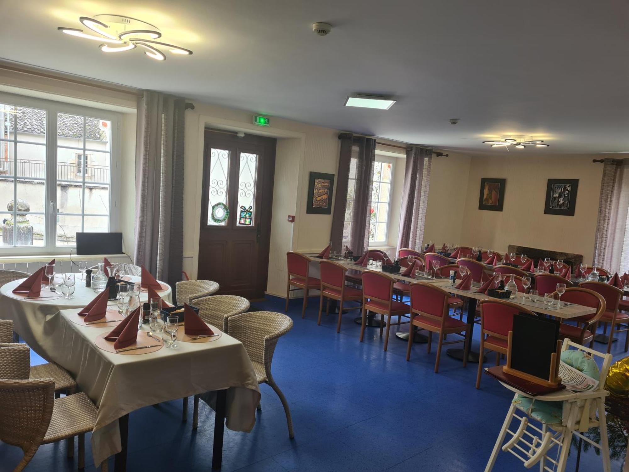 Hotel Saint Julien Aux Bois Екстериор снимка
