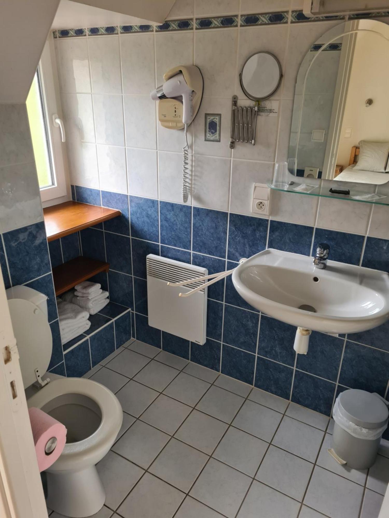 Hotel Saint Julien Aux Bois Екстериор снимка