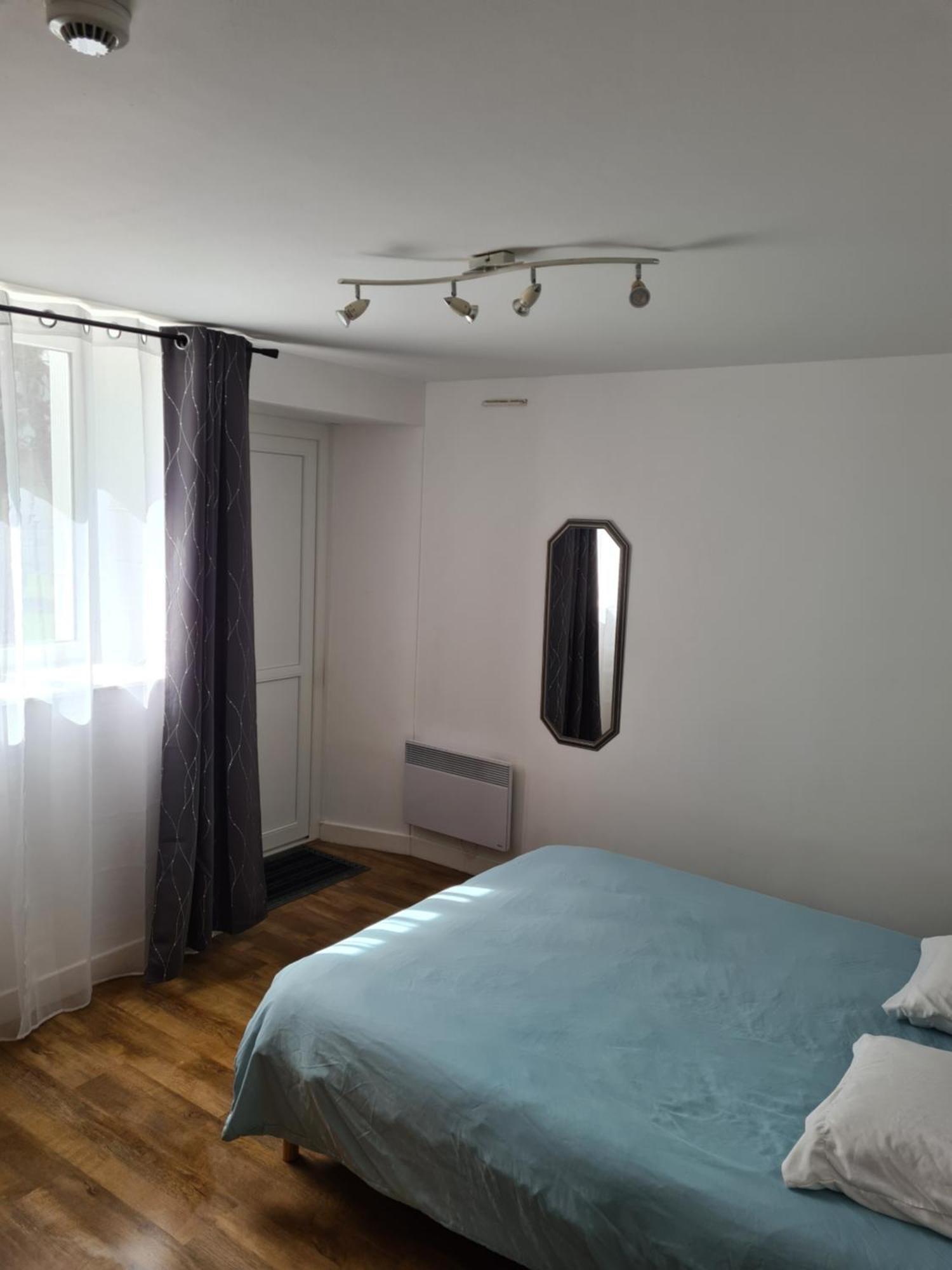 Hotel Saint Julien Aux Bois Екстериор снимка
